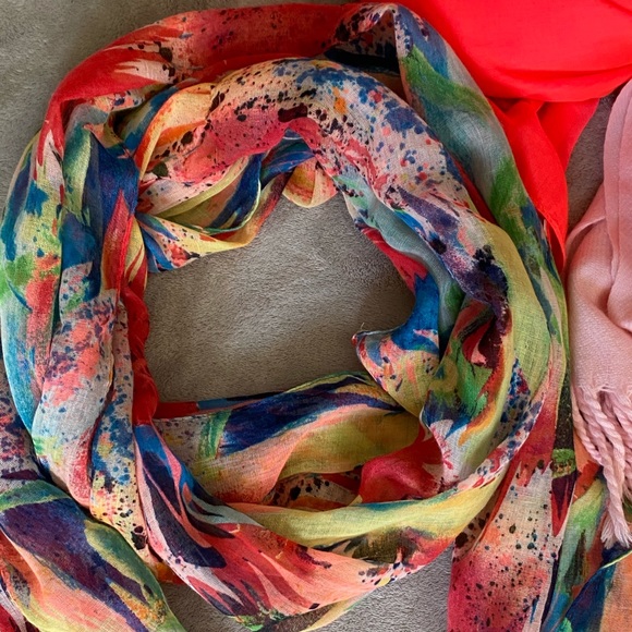 💕HOST PICK💕🧣Accessory bundle🧣 - Picture 2 of 9